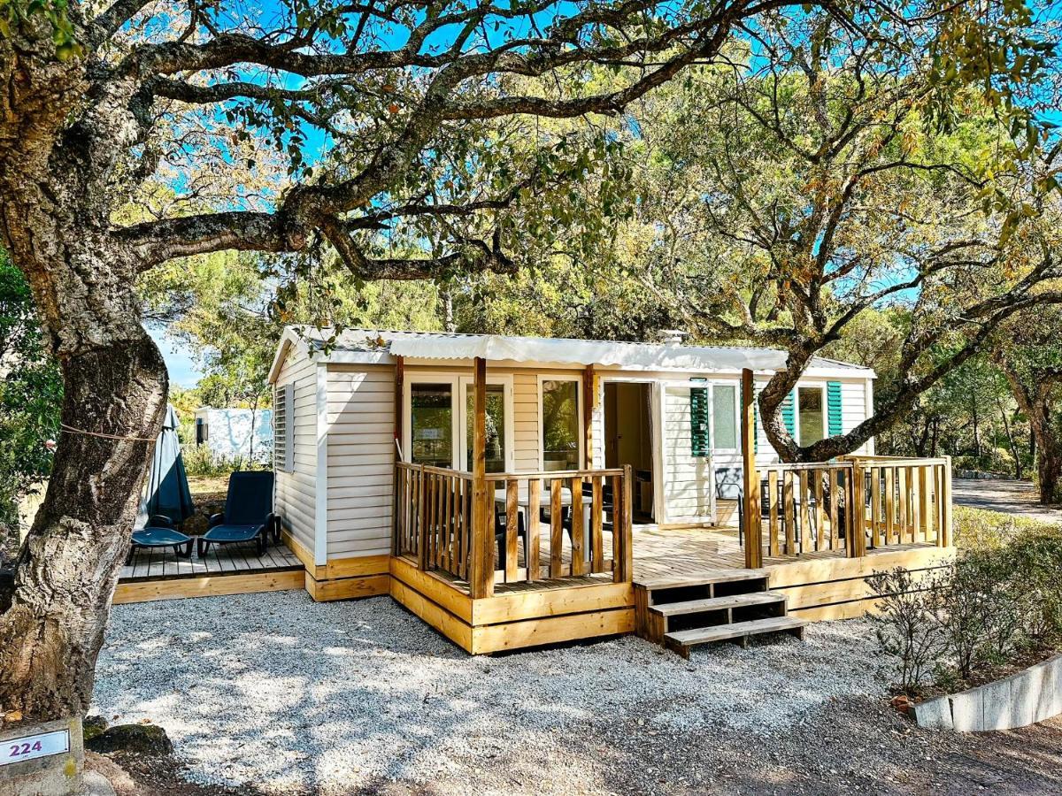 3 Bedroom Chalets Camping Lei Suves - Joycasa Roquebrune-sur Argens Extérieur photo