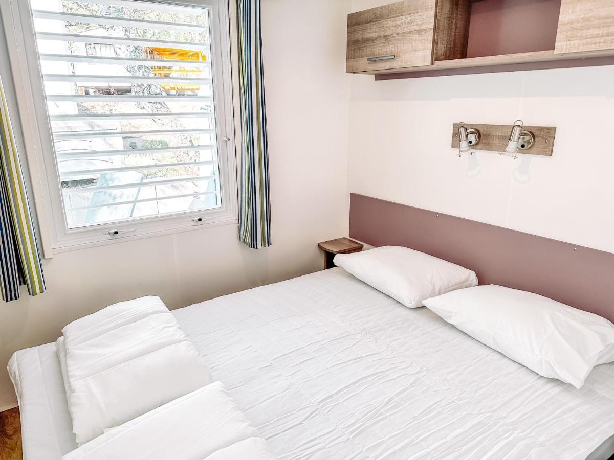 3 Bedroom Chalets Camping Lei Suves - Joycasa Roquebrune-sur Argens Extérieur photo