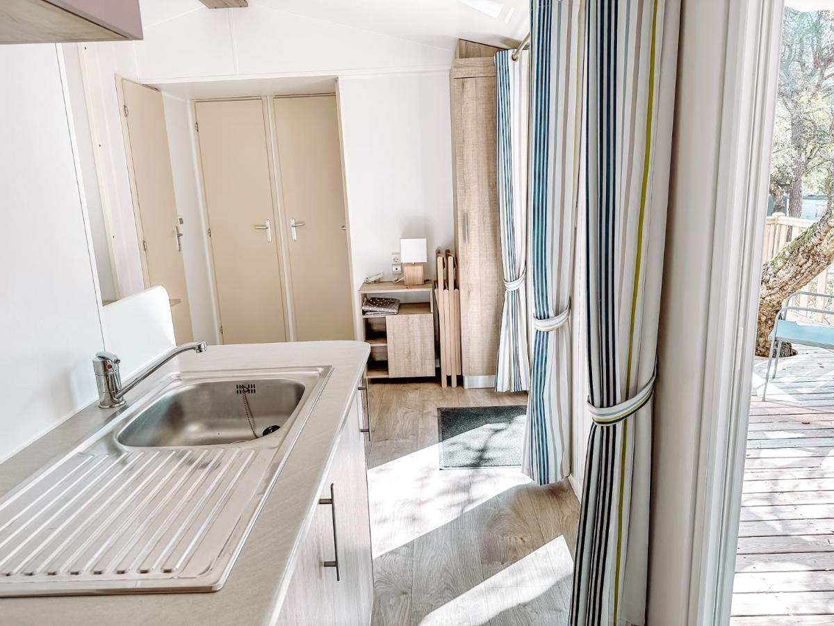 3 Bedroom Chalets Camping Lei Suves - Joycasa Roquebrune-sur Argens Extérieur photo