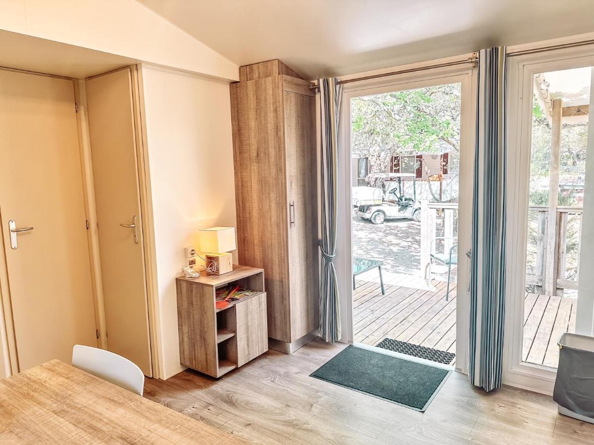 3 Bedroom Chalets Camping Lei Suves - Joycasa Roquebrune-sur Argens Extérieur photo