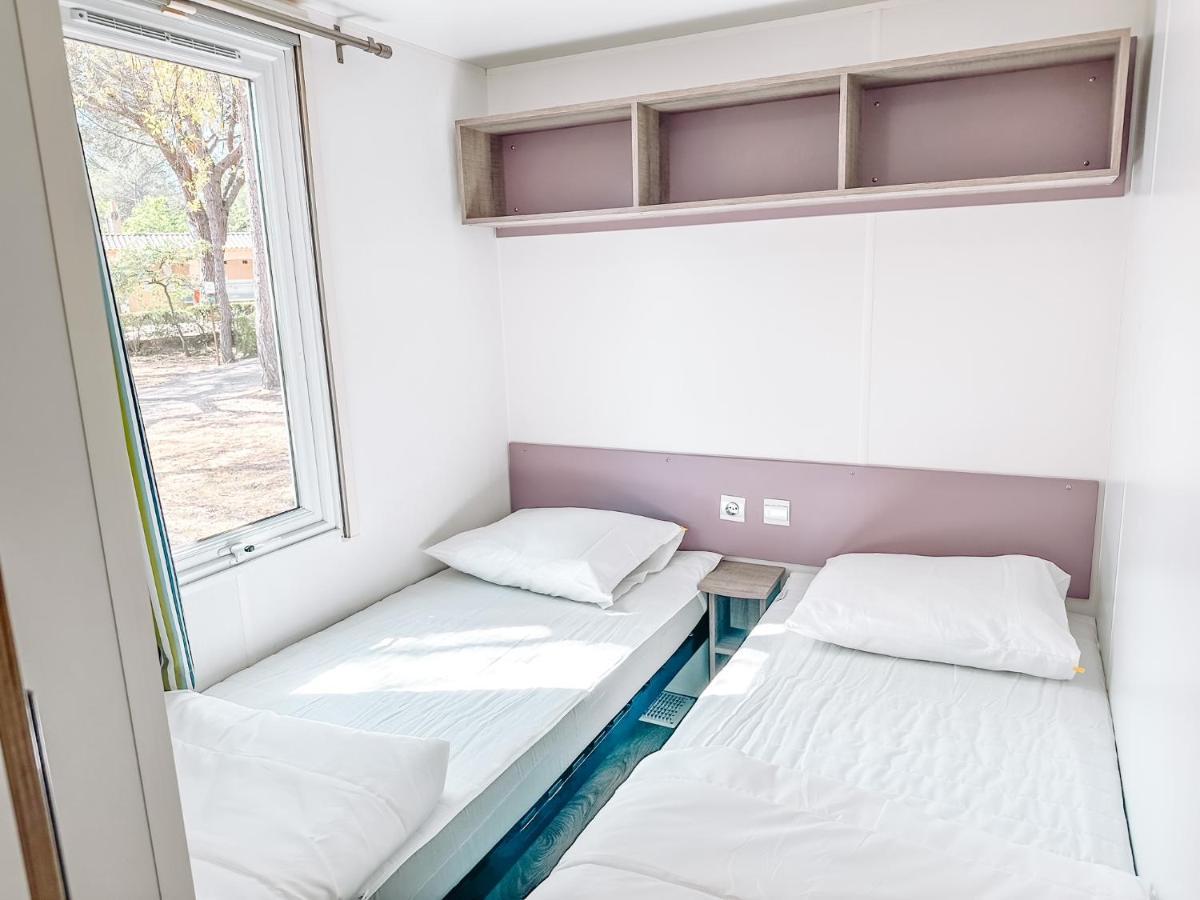 3 Bedroom Chalets Camping Lei Suves - Joycasa Roquebrune-sur Argens Extérieur photo